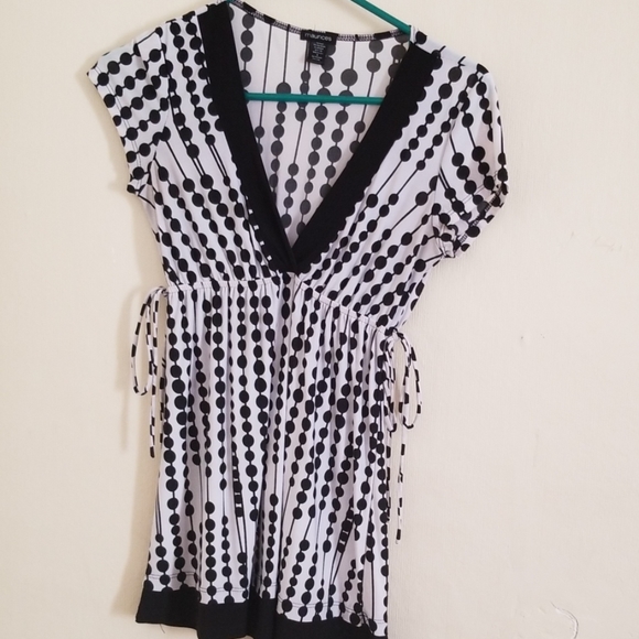 Shirt - Picture 1 of 4